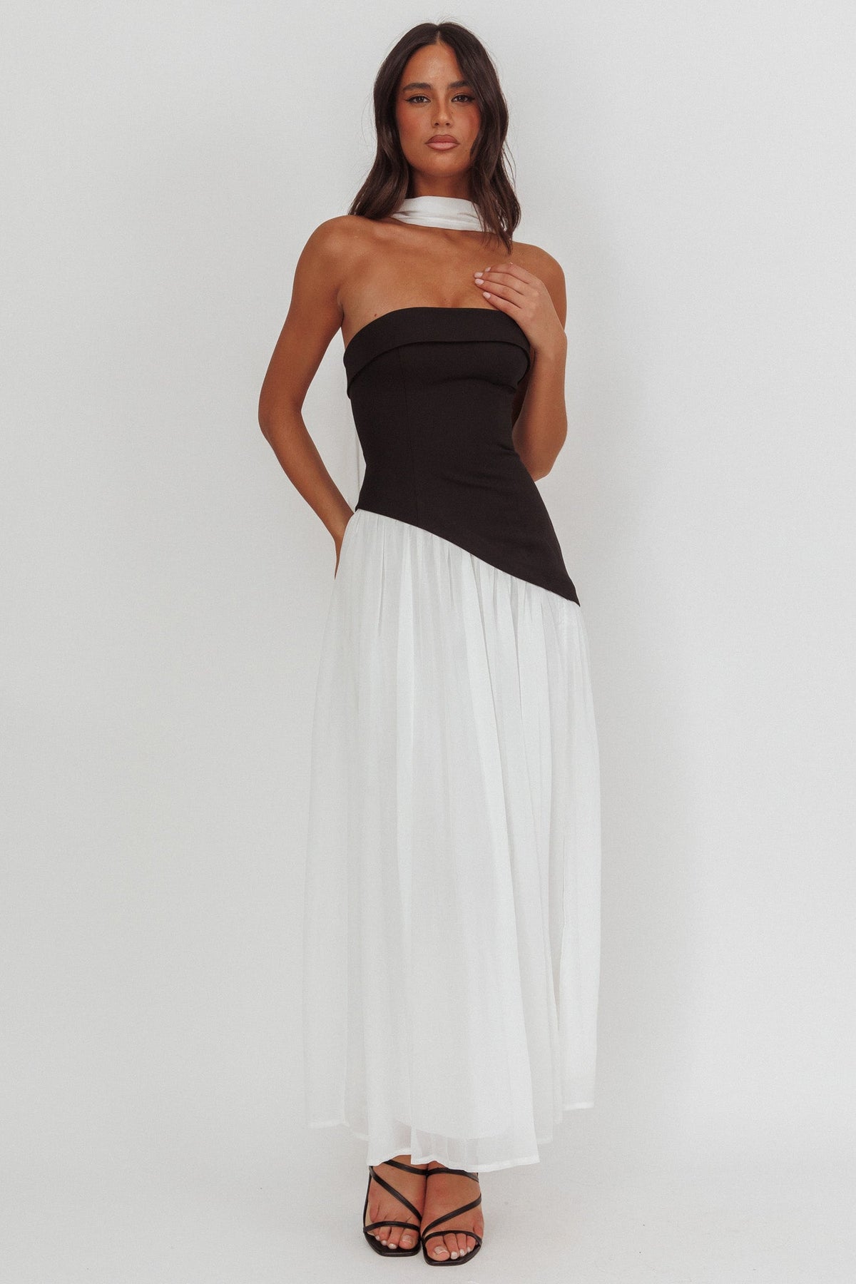 Mariabella Contrast Bodice Maxi Dress Black/White
