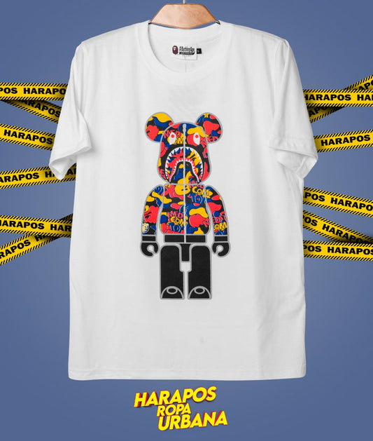Polera bape blanca oso robot colorido