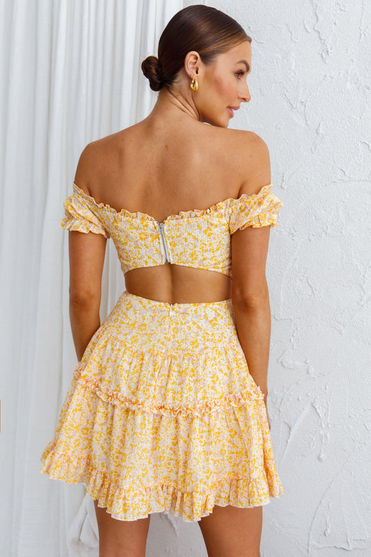 Run The World Off-Shoulder Mini Dress Floral Yellow