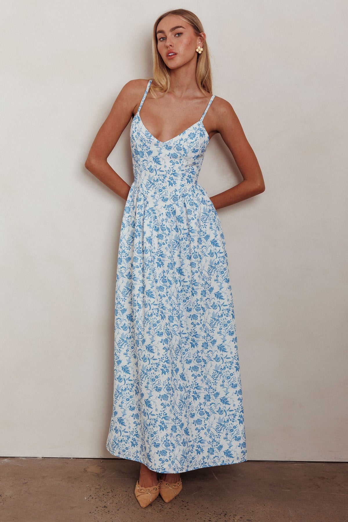 Enchanted Leaf Floral Print A-Line Maxi Dress Blue