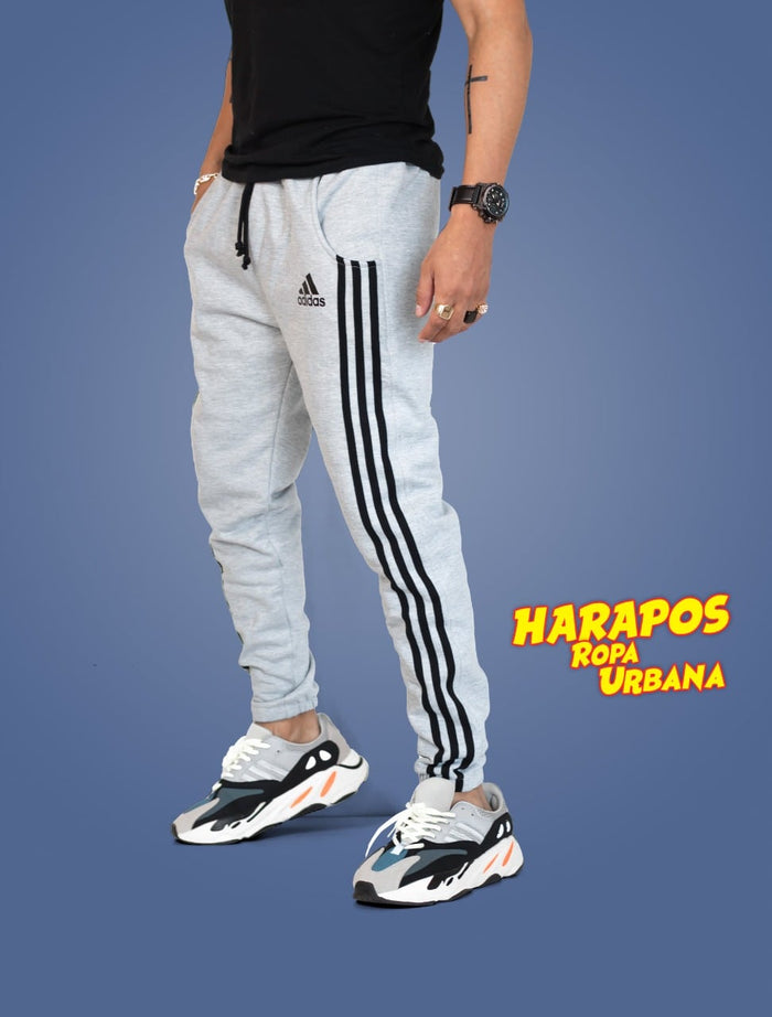 Buso adidas plomo con lineas al costado