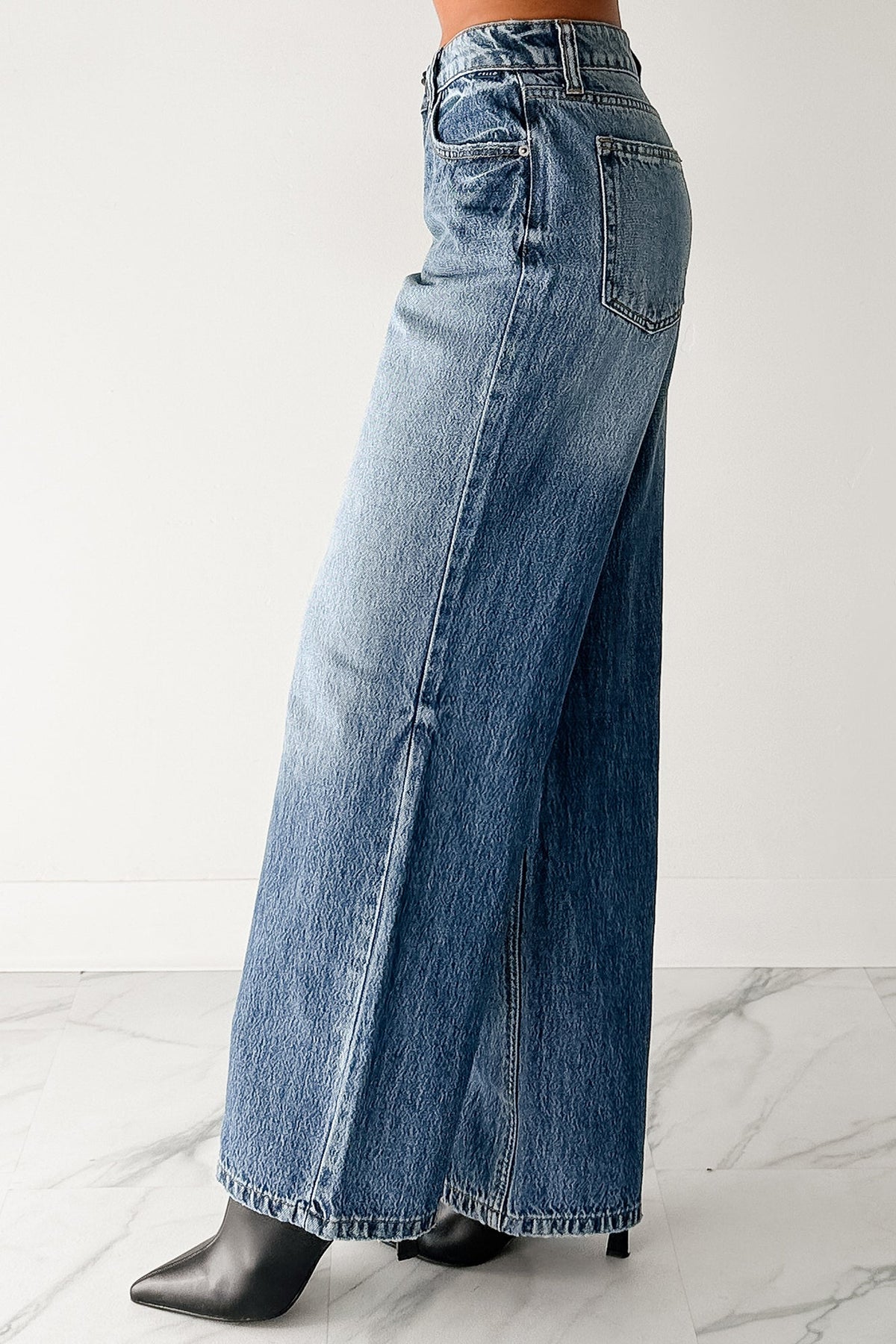 Adelyn Mid Rise Baggy Cello Jeans (Medium)