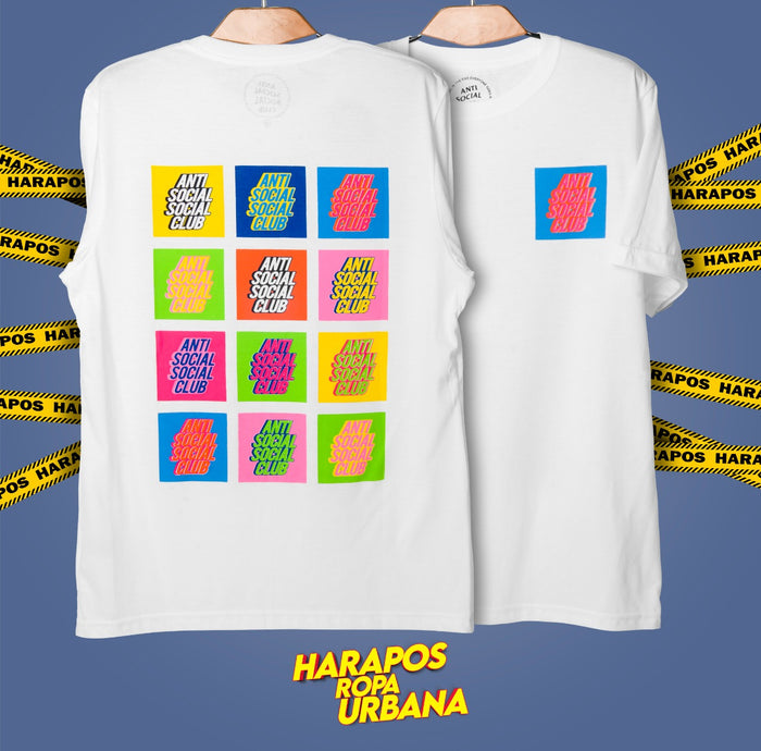 Polera antisocial blanca con cuadrados