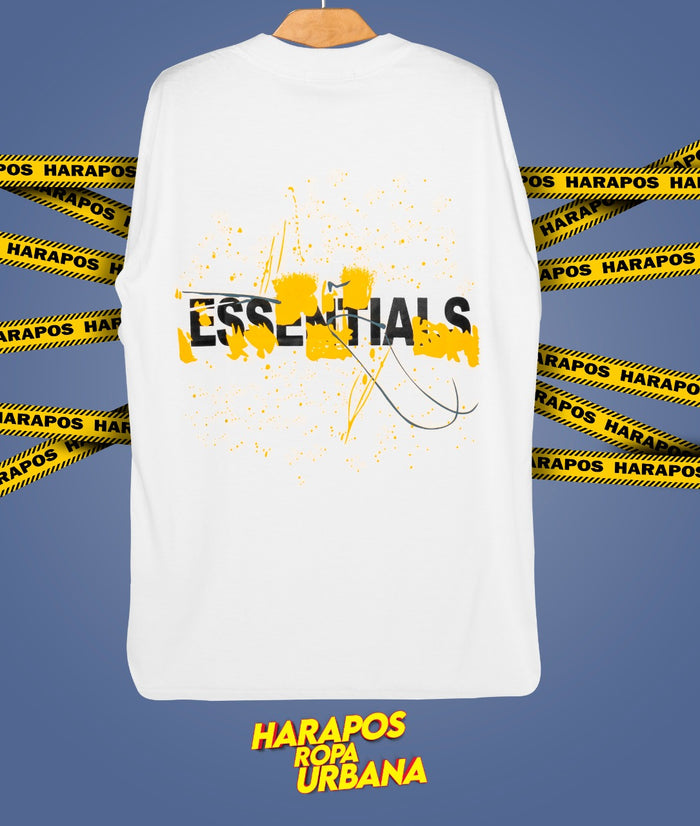 Polera essentials oversize blanca letras con detalles amarillos