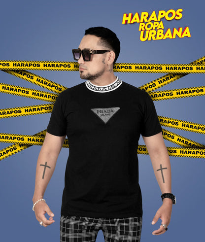 Polera prada negro cuello de hilo logo triangular