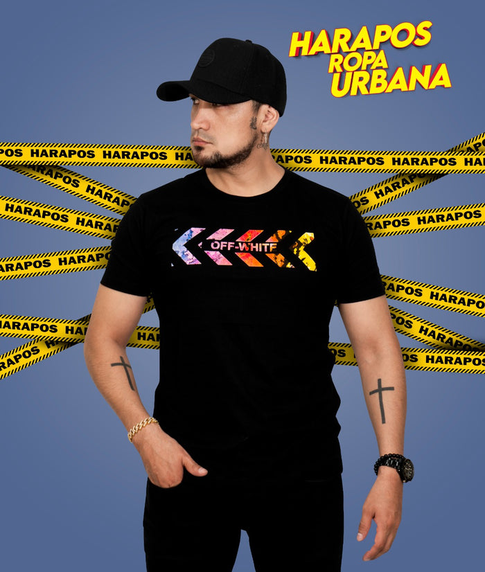 Polera off white negra astronauta detras