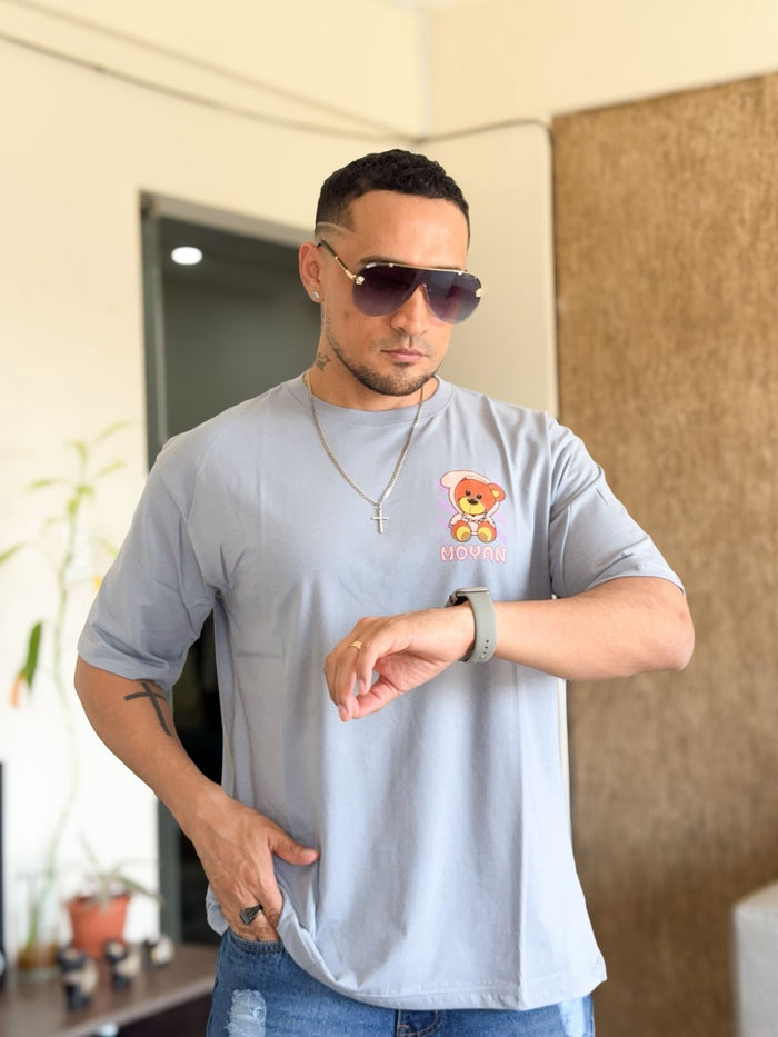 Polera oversize ratslla plomo oso moyan
