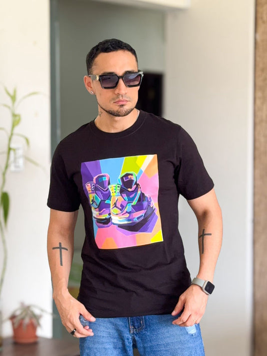 Polera jordan zapatillas coloridas negra